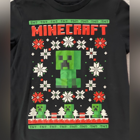 Minecraft Mojang Studios Christmas Creeper Short Sleeve Shirt - Picture 3 of 4
